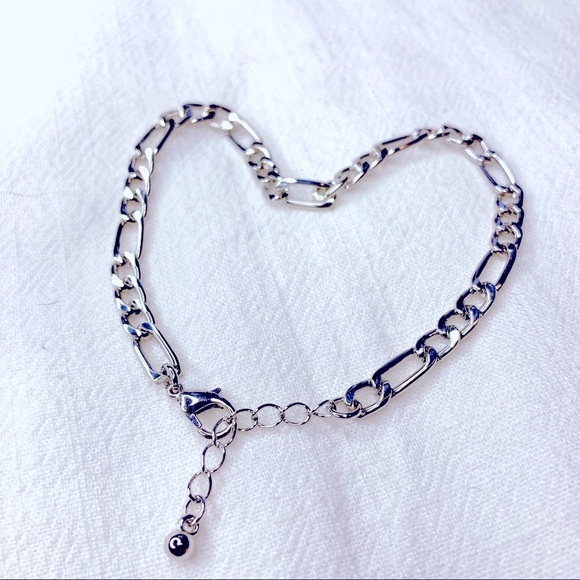 ❣️$25/3❣️ Sliver Plated Chain Bracelet - Picture 5 of 8
